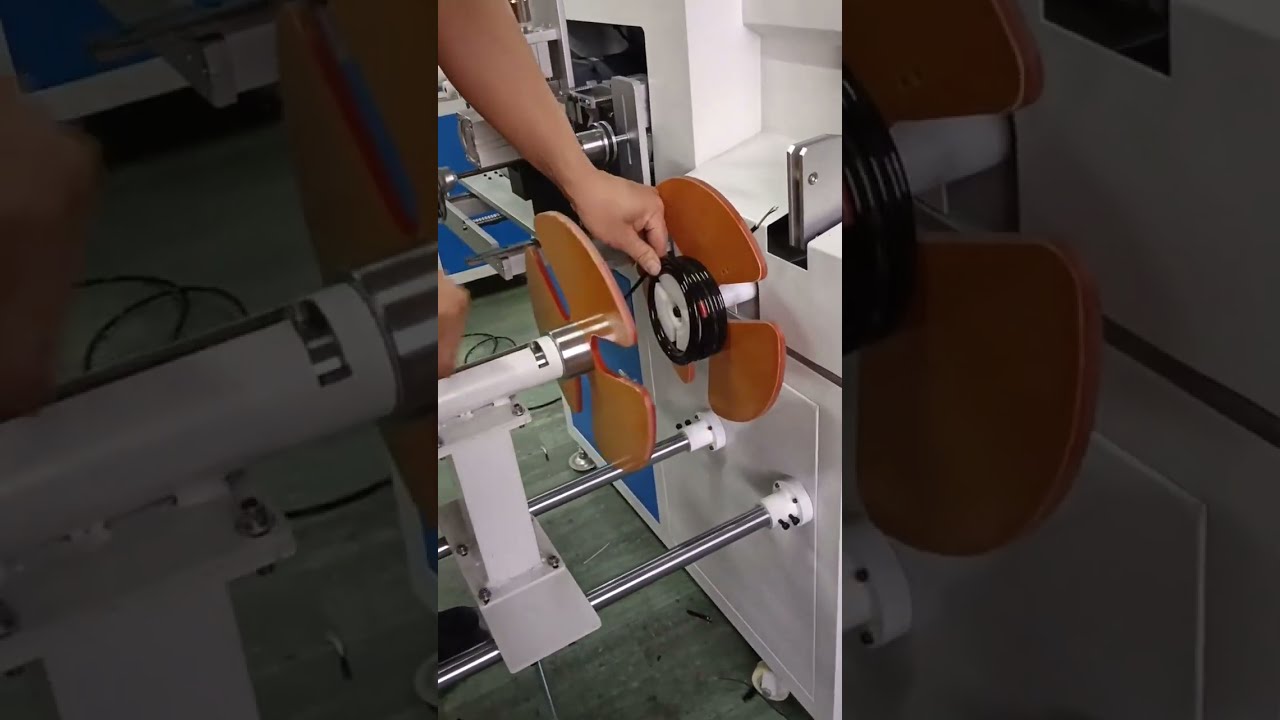 Hepsi Bir Arada: Otomatik Kablo İşleme Makinesi – Metre Sayma, Geçiş, Sıyırma, Kesme, Sarma ve Bağlama